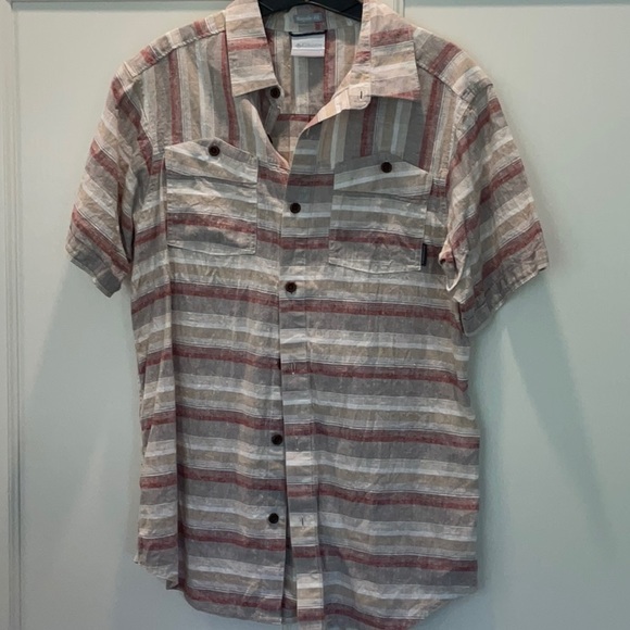 - Columbia regular fit neutral color button shirt. - Picture 1 of 6